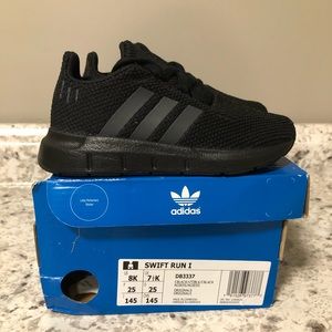 Toddler boys Adidas Swift Run shoes